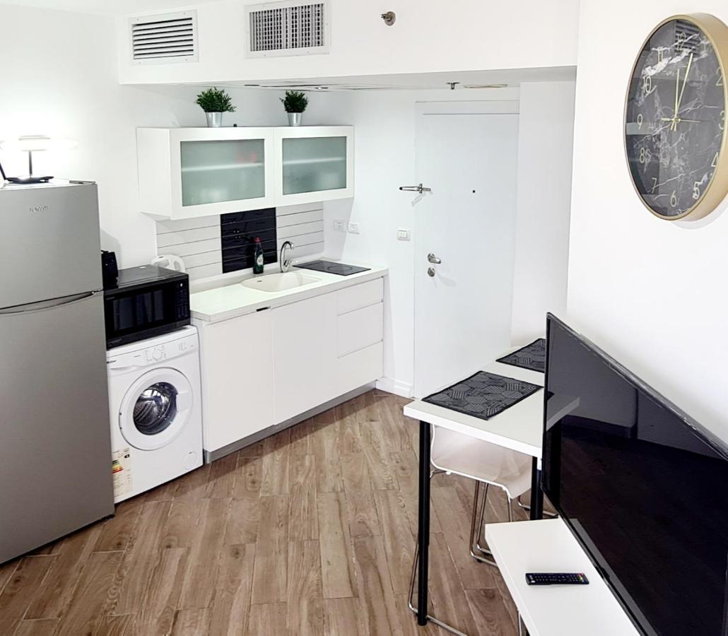 Go To Apartments In Leonardo Bat Yam Εξωτερικό φωτογραφία