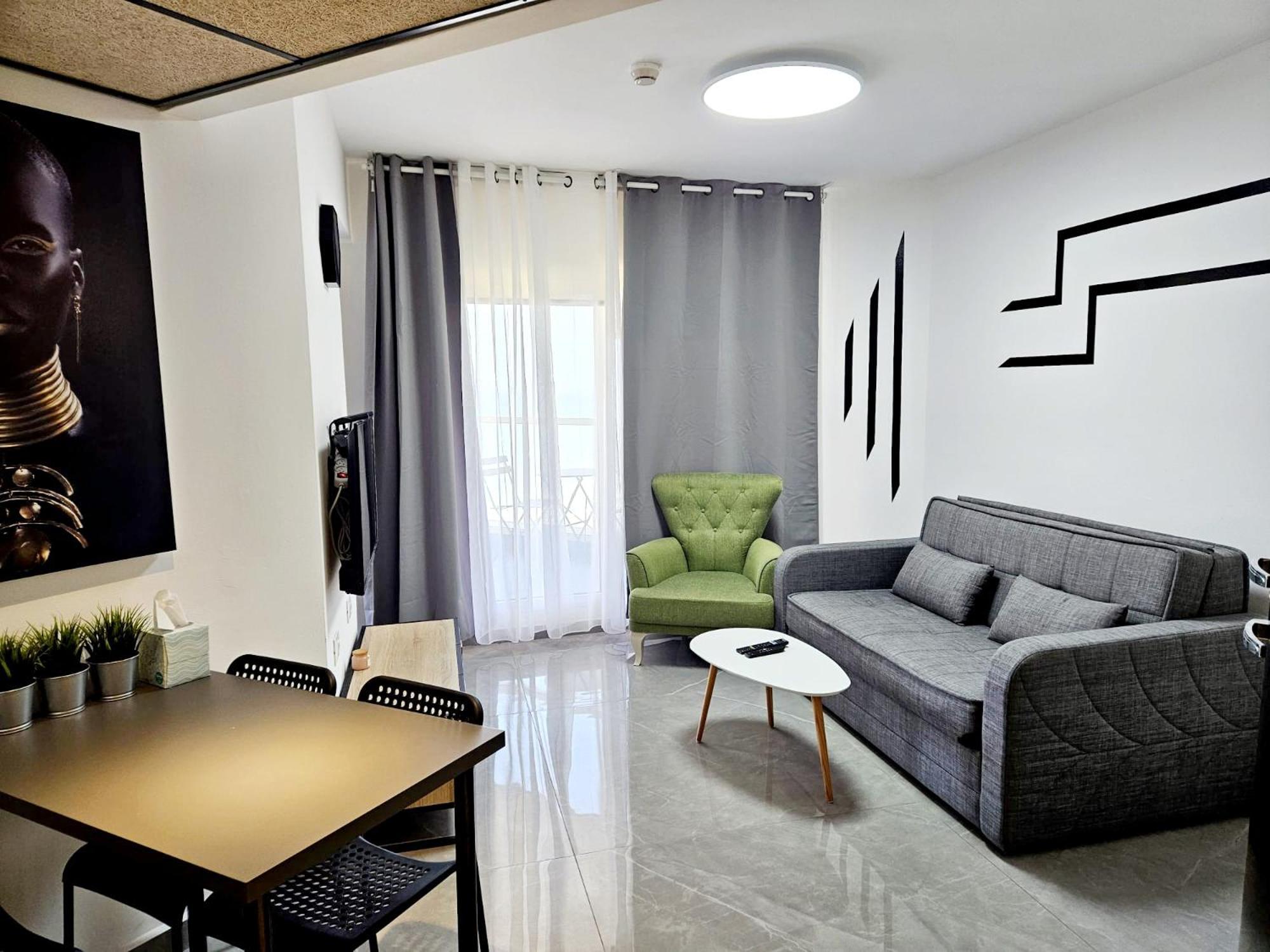 Go To Apartments In Leonardo Bat Yam Δωμάτιο φωτογραφία